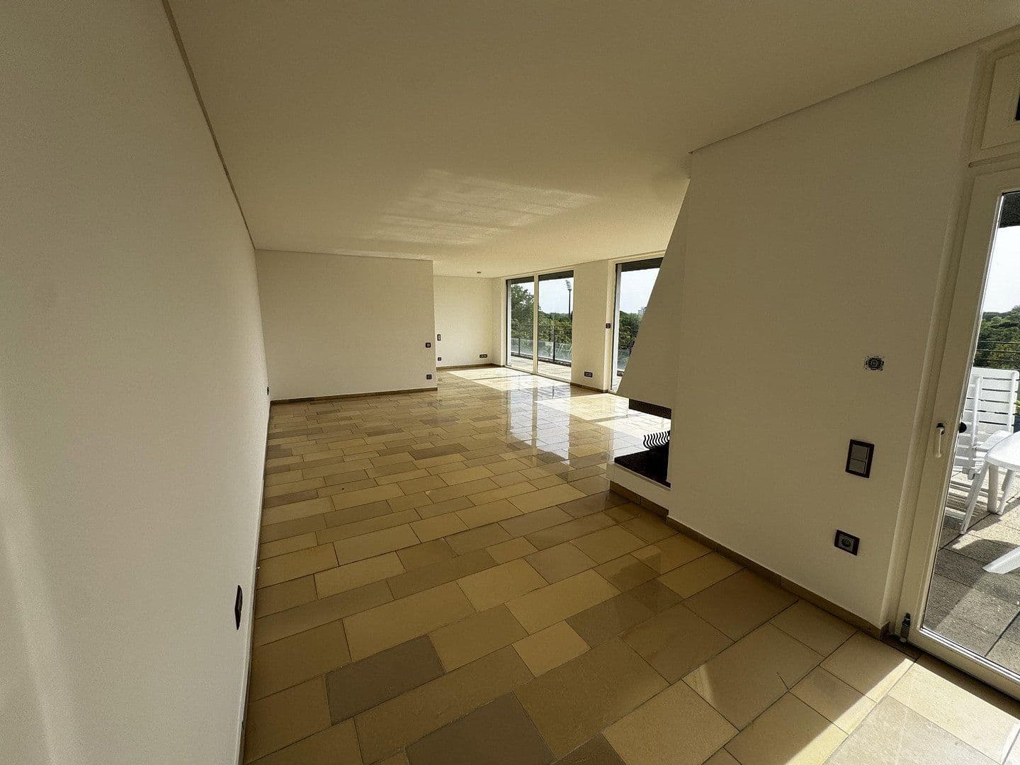 Predaj bytu 3-izbový 160 m², Uerdingerstrasse 421, Krefeld, Severné Porýnie - Westfálsko Predaj bytu 3-izbový 160 m², Uerdingerstrasse 421, Krefeld, Severné Porýnie - Westfálsko