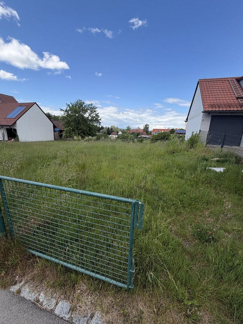 Predaj pozemku 619 m², Leutenberg, Kammlach, Bavorsko Predaj pozemku 619 m², Leutenberg, Kammlach, Bavorsko
