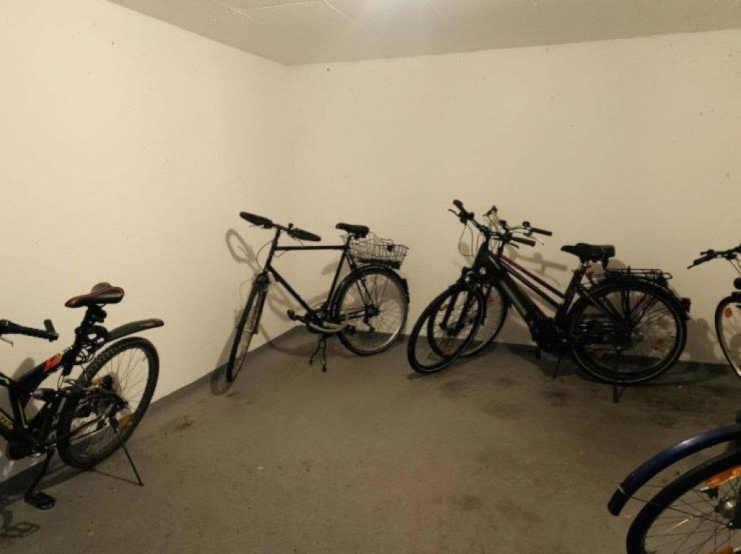 Prenájom bytu 1-izbový 32 m², Frauengasse Straße 15, Jena, Durínsko Prenájom bytu 1-izbový 32 m², Frauengasse Straße 15, Jena, Durínsko