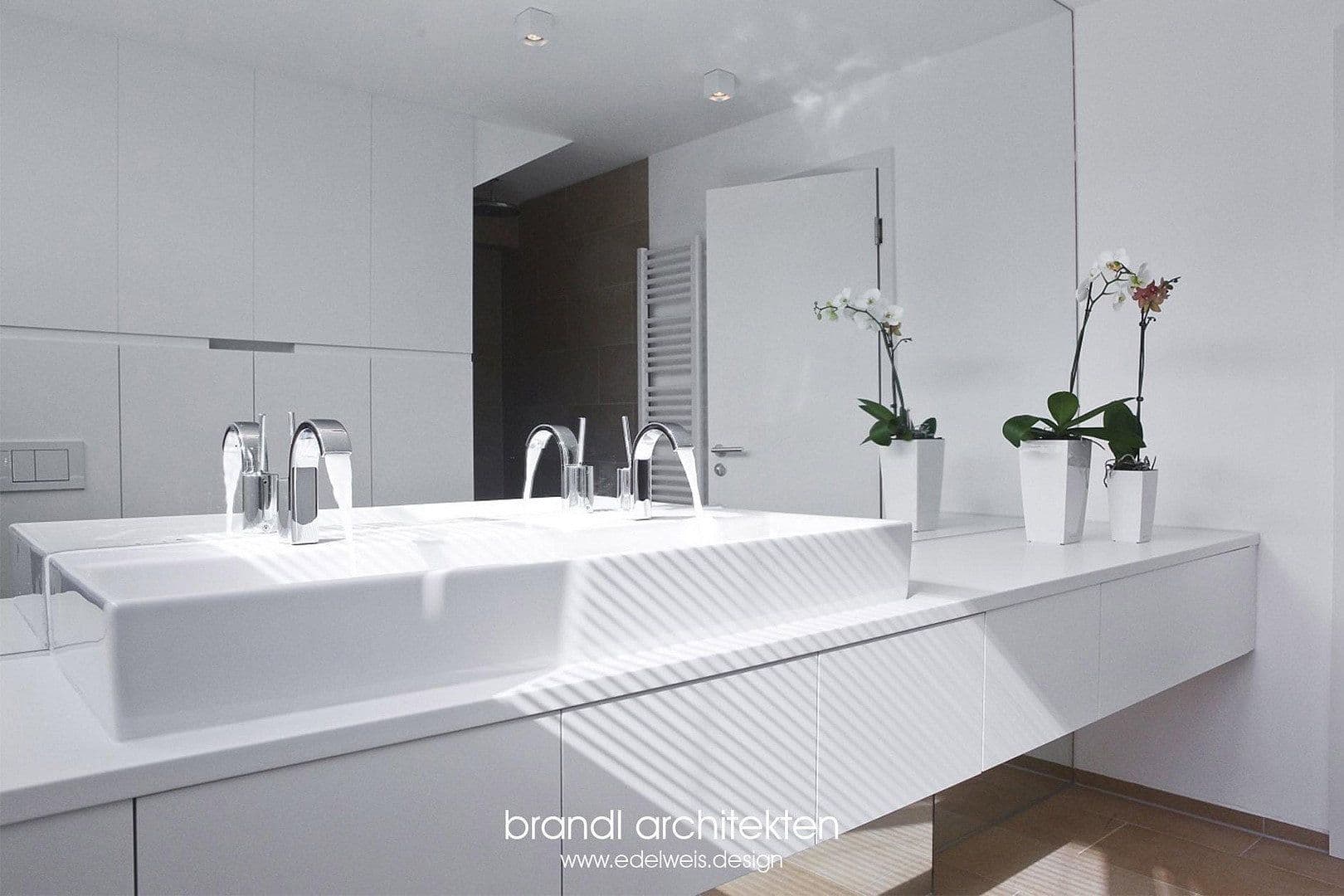 Predaj domu 220 m², pozemek 430 m², Regensbsurg, Bavorsko Predaj domu 220 m², pozemek 430 m², Regensbsurg, Bavorsko