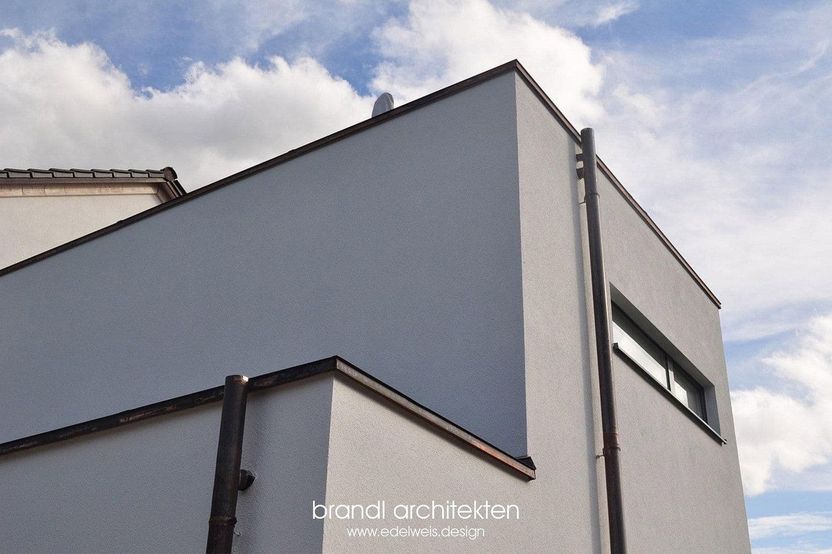 Predaj domu 220 m², pozemek 430 m², Regensbsurg, Bavorsko Predaj domu 220 m², pozemek 430 m², Regensbsurg, Bavorsko