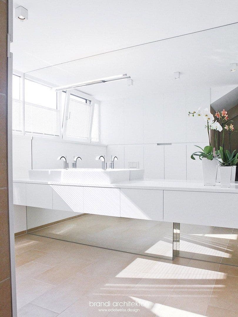 Predaj domu 220 m², pozemek 430 m², Regensbsurg, Bavorsko Predaj domu 220 m², pozemek 430 m², Regensbsurg, Bavorsko