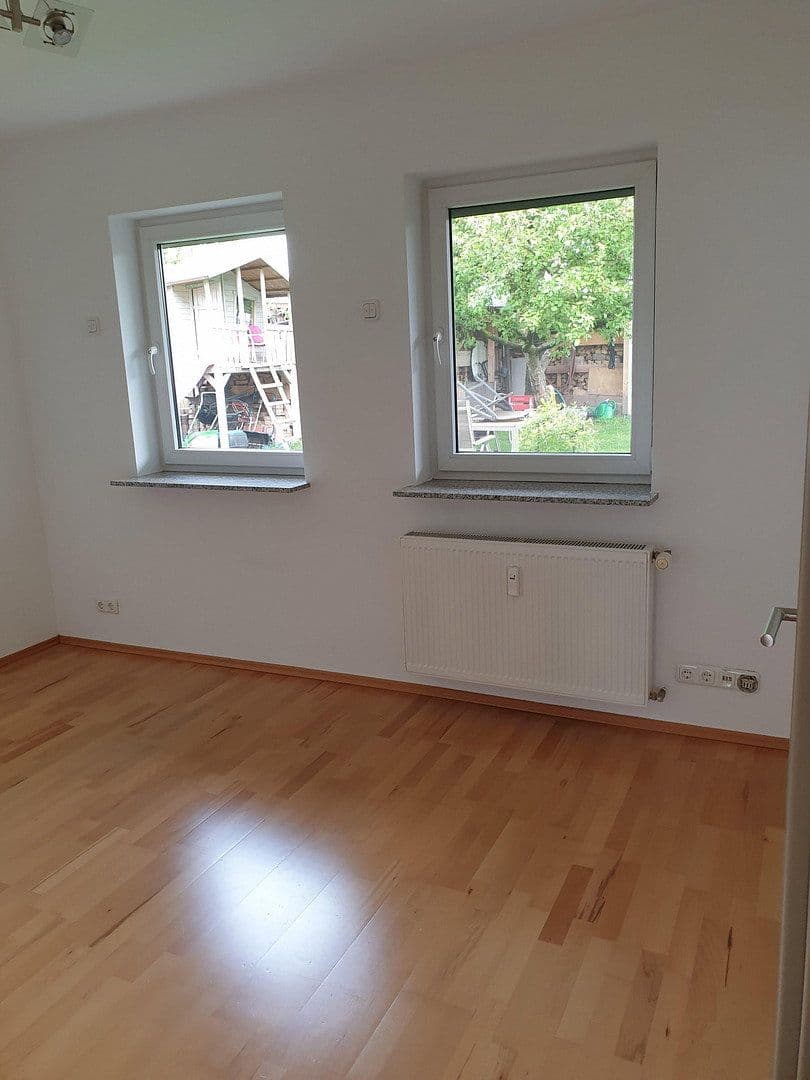 Prenájom bytu 3-izbový 93 m², Heusenstamm, Hesensko Prenájom bytu 3-izbový 93 m², Heusenstamm, Hesensko