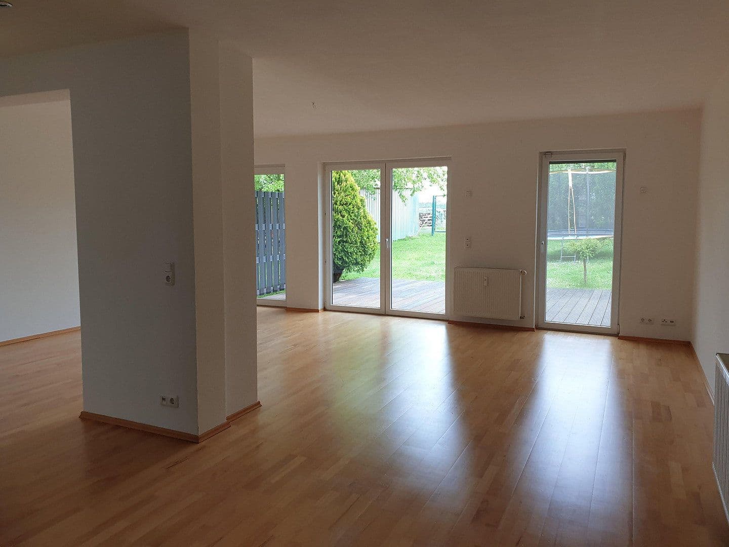 Prenájom bytu 3-izbový 93 m², Heusenstamm, Hesensko Prenájom bytu 3-izbový 93 m², Heusenstamm, Hesensko