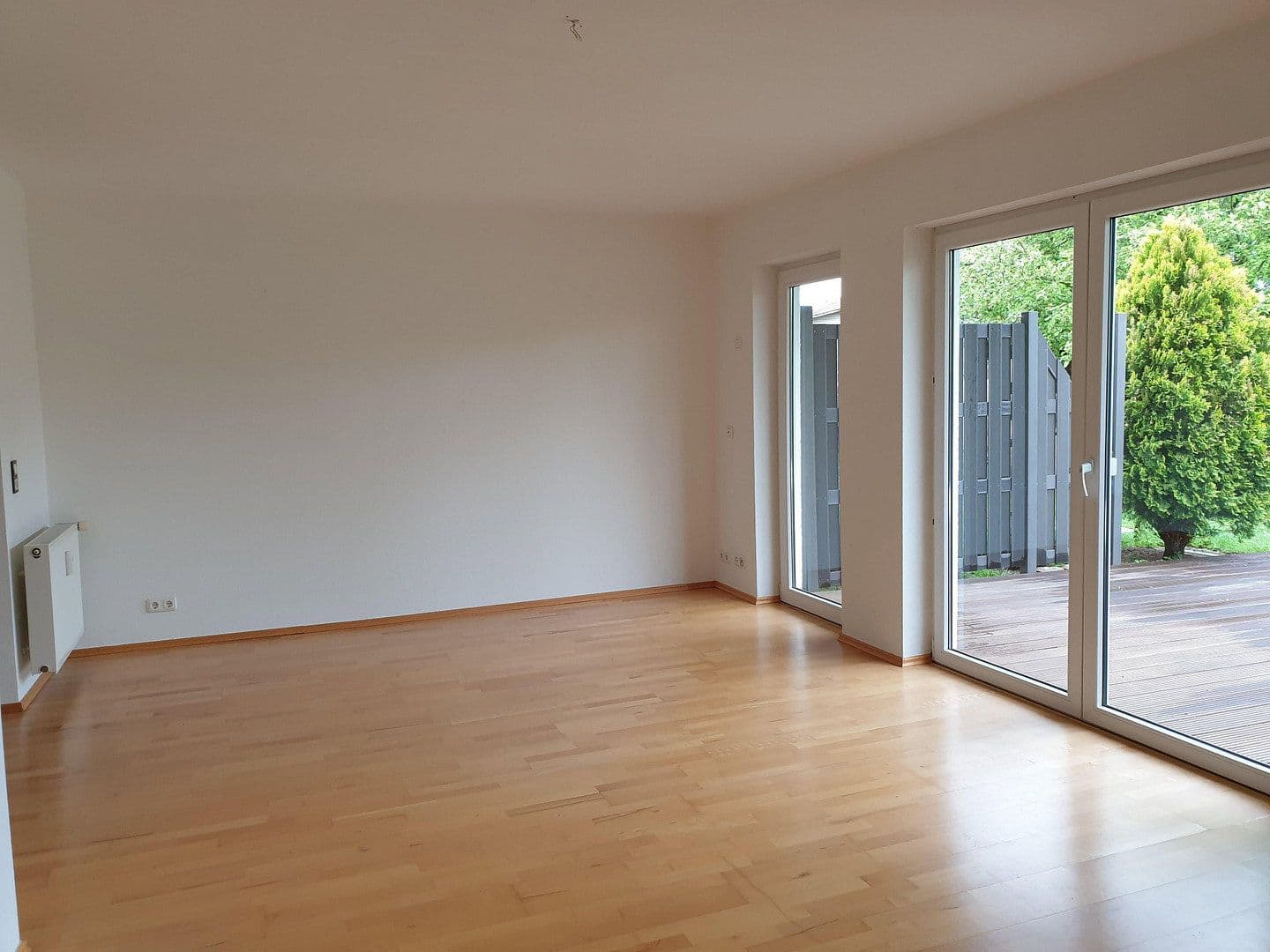 Prenájom bytu 3-izbový 93 m², Heusenstamm, Hesensko Prenájom bytu 3-izbový 93 m², Heusenstamm, Hesensko