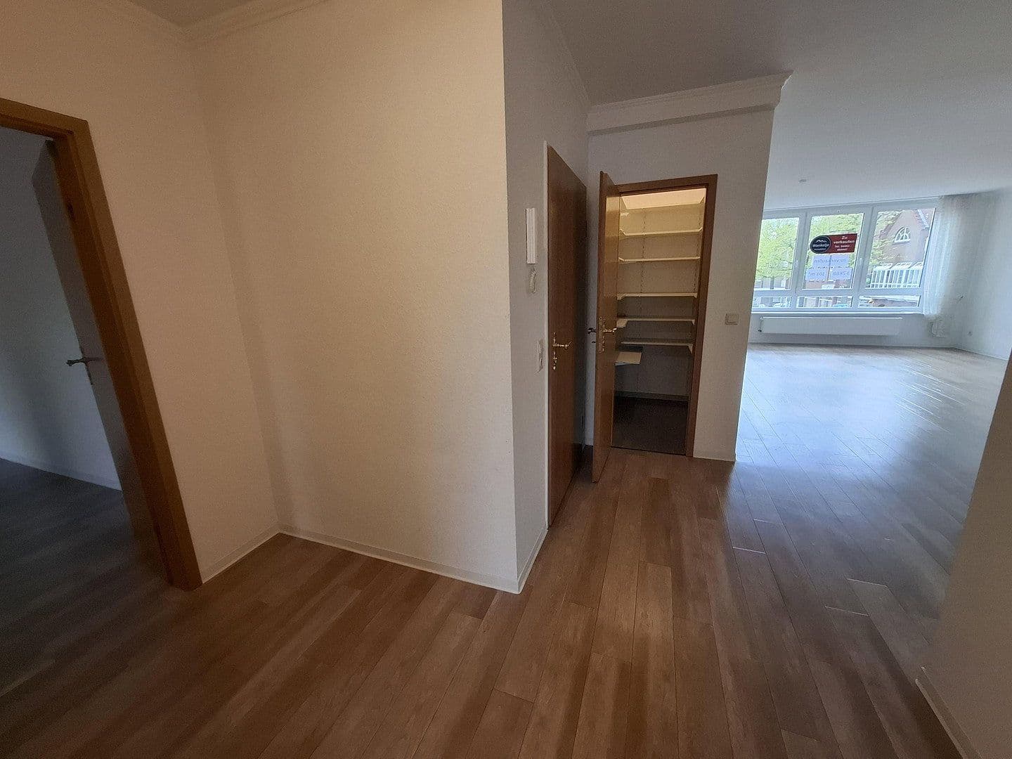Predaj bytu 3-izbový 101 m², Bad Zwischenahn, Dolné Sasko Predaj bytu 3-izbový 101 m², Bad Zwischenahn, Dolné Sasko