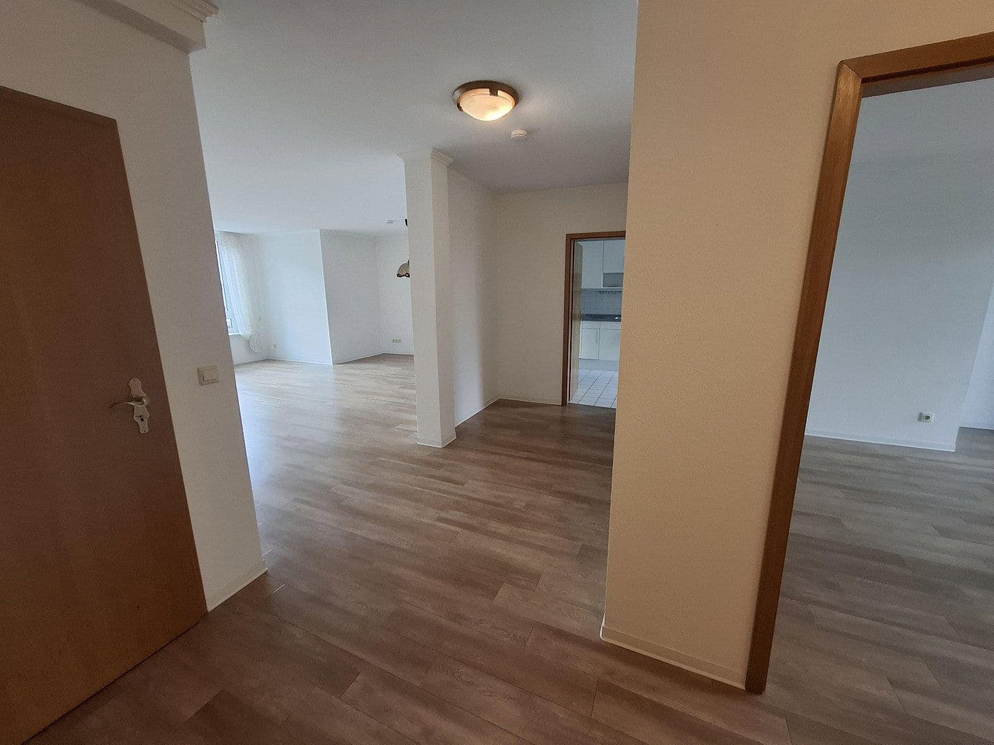 Predaj bytu 3-izbový 101 m², Bad Zwischenahn, Dolné Sasko Predaj bytu 3-izbový 101 m², Bad Zwischenahn, Dolné Sasko