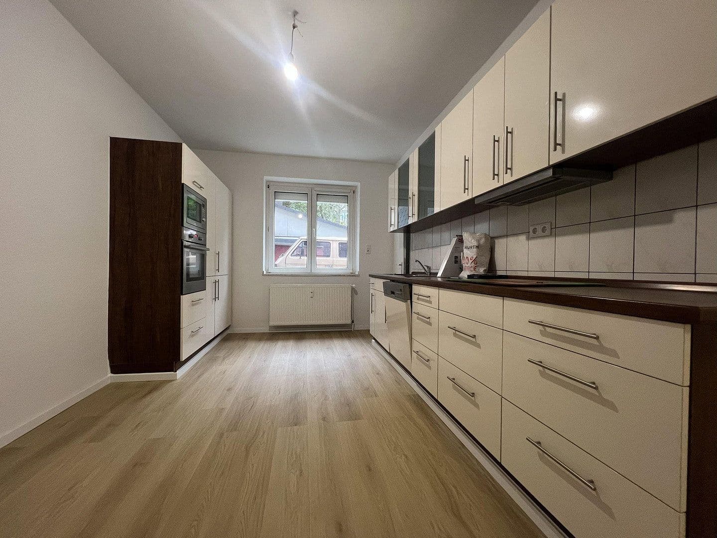 Prenájom bytu 2-izbový 55 m², Essen, Severné Porýnie - Westfálsko Prenájom bytu 2-izbový 55 m², Essen, Severné Porýnie - Westfálsko