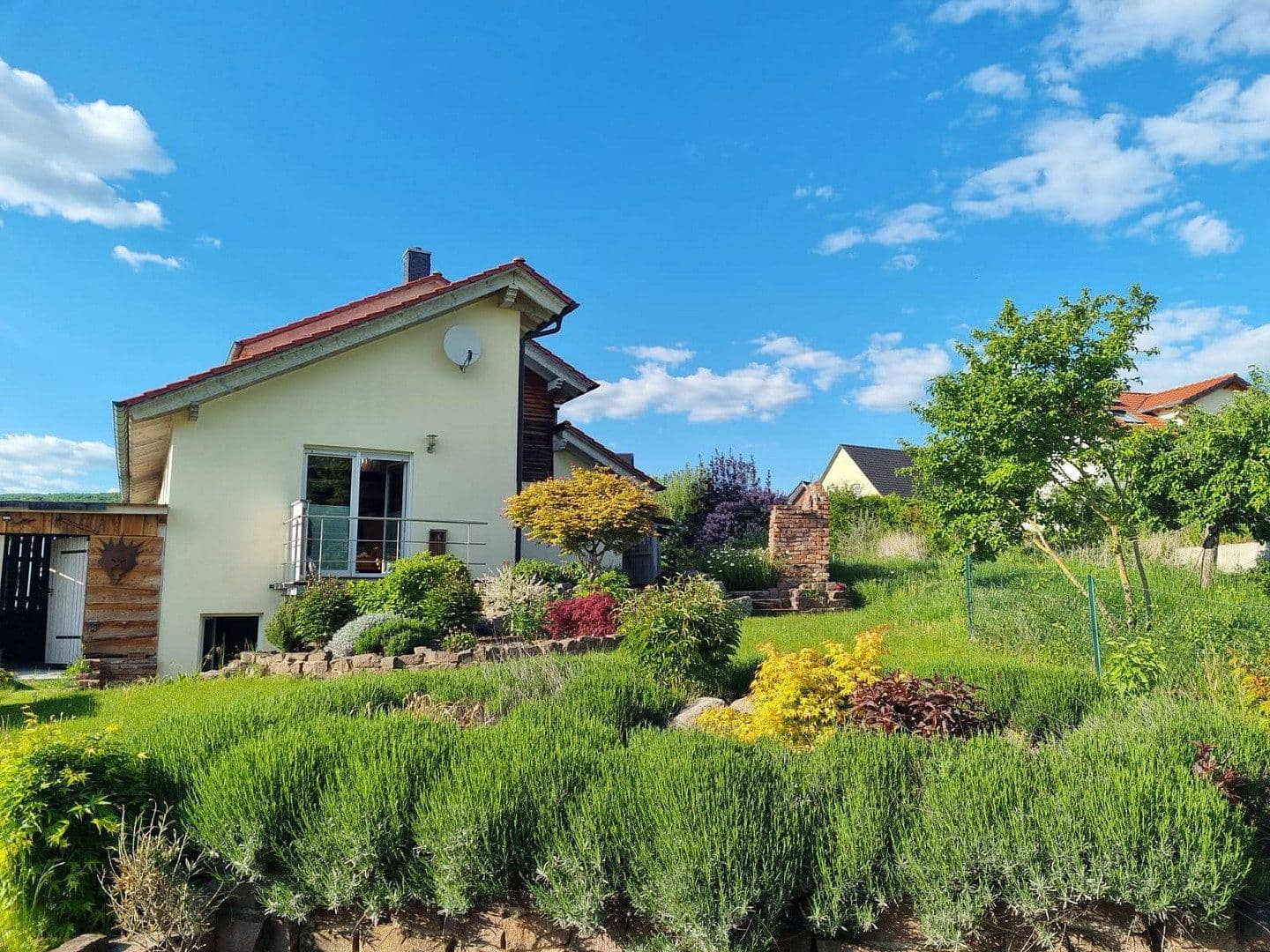 Predaj domu 336 m², pozemek 655 m², Einbeck, Dolné Sasko Predaj domu 336 m², pozemek 655 m², Einbeck, Dolné Sasko