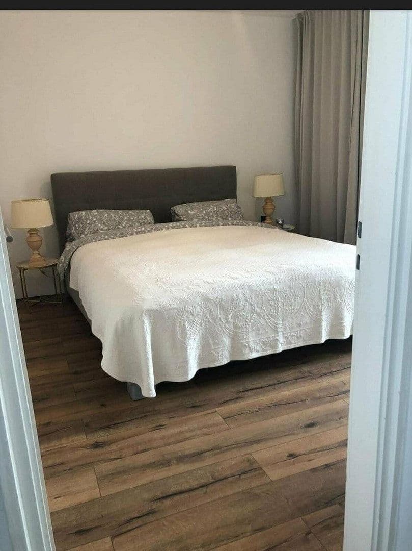 Prenájom bytu 3-izbový 67 m², Bauverein str 23, Nürnberg, Bavorsko Prenájom bytu 3-izbový 67 m², Bauverein str 23, Nürnberg, Bavorsko