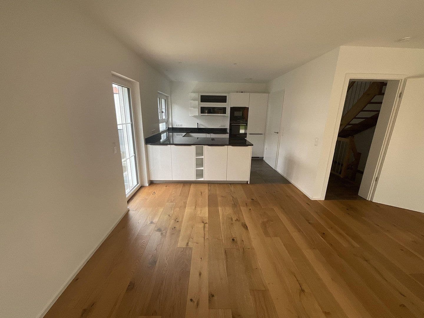 Predaj domu 165 m², pozemek 500 m², Brunnthal, Bavorsko Predaj domu 165 m², pozemek 500 m², Brunnthal, Bavorsko