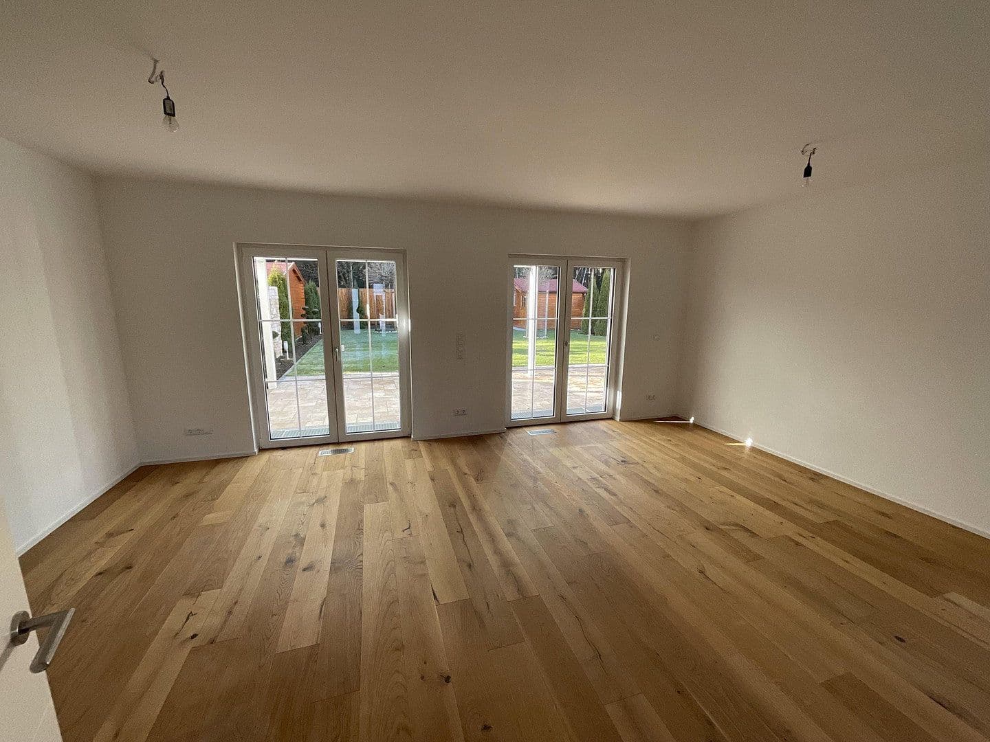 Predaj domu 165 m², pozemek 500 m², Brunnthal, Bavorsko Predaj domu 165 m², pozemek 500 m², Brunnthal, Bavorsko