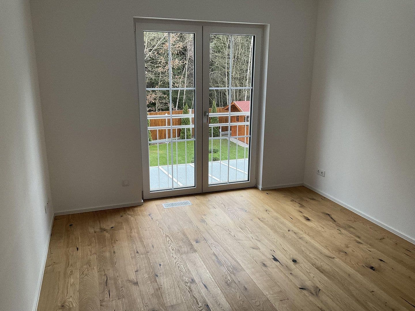 Predaj domu 165 m², pozemek 500 m², Brunnthal, Bavorsko Predaj domu 165 m², pozemek 500 m², Brunnthal, Bavorsko