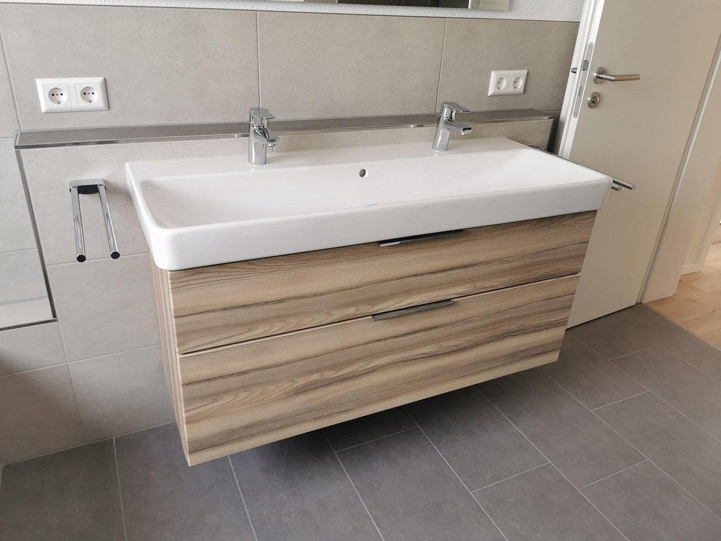 Prenájom domu 146 m², pozemek 266 m², Ellwangen (Jagst), Bádensko-Wurttembersko Prenájom domu 146 m², pozemek 266 m², Ellwangen (Jagst), Bádensko-Wurttembersko
