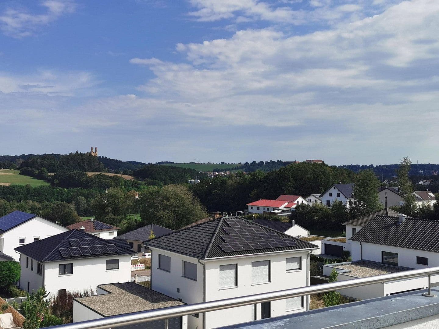 Prenájom domu 146 m², pozemek 266 m², Ellwangen (Jagst), Bádensko-Wurttembersko Prenájom domu 146 m², pozemek 266 m², Ellwangen (Jagst), Bádensko-Wurttembersko