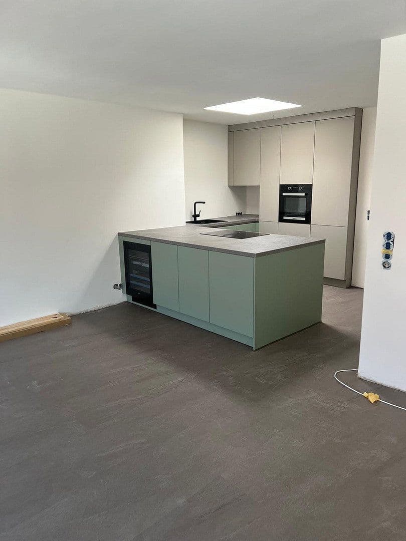 Prenájom bytu 3-izbový 114 m², Oppenheim, Porýnie-Falcko Prenájom bytu 3-izbový 114 m², Oppenheim, Porýnie-Falcko
