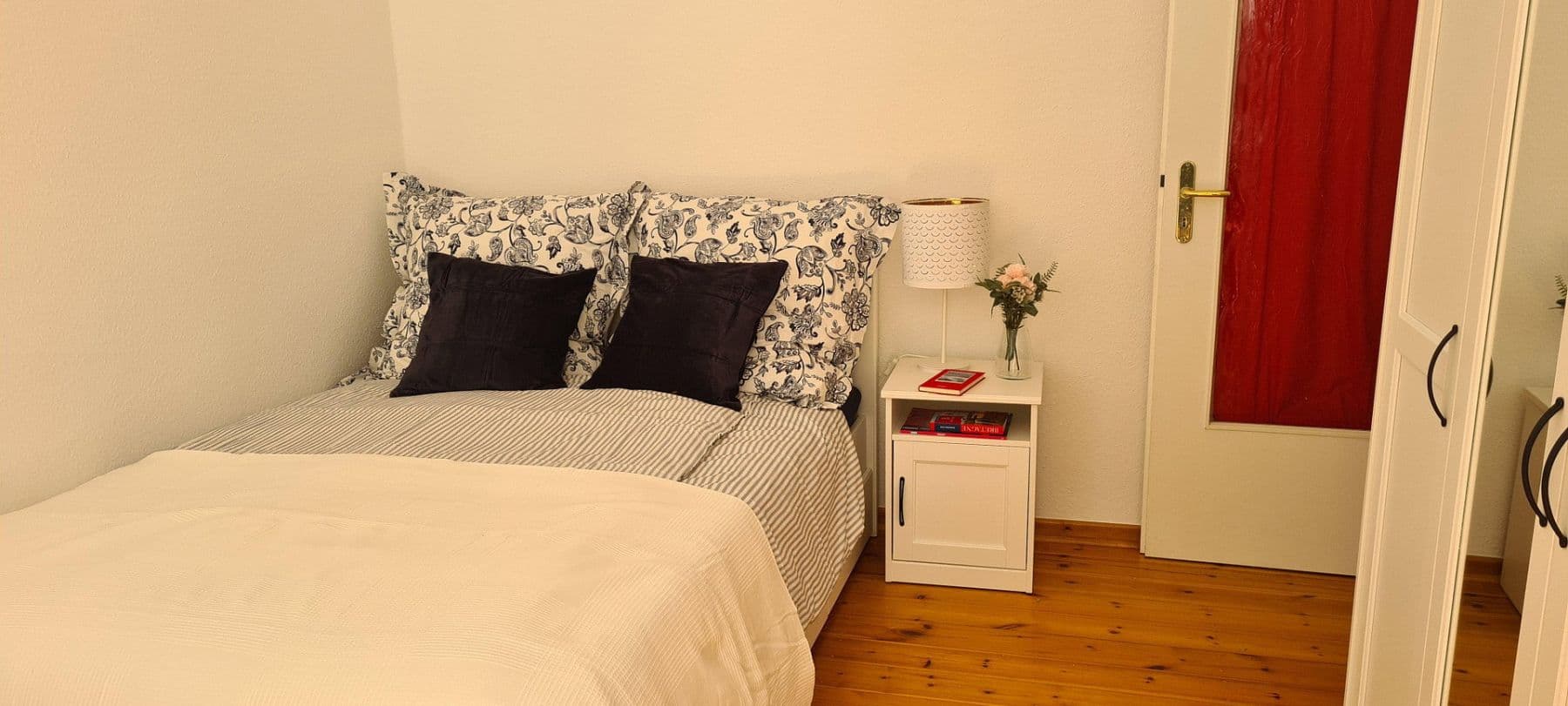 Prenájom bytu 1-izbový 32 m², Fehrbelliner Straße 39, Berlin, Berlín Prenájom bytu 1-izbový 32 m², Fehrbelliner Straße 39, Berlin, Berlín