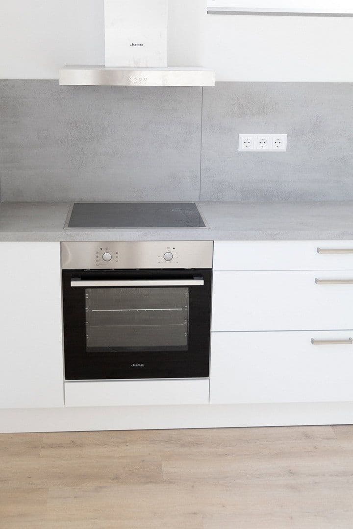Prenájom bytu 2-izbový 70 m², Graneggweg 8, Waldstetten, Bádensko-Wurttembersko Prenájom bytu 2-izbový 70 m², Graneggweg 8, Waldstetten, Bádensko-Wurttembersko