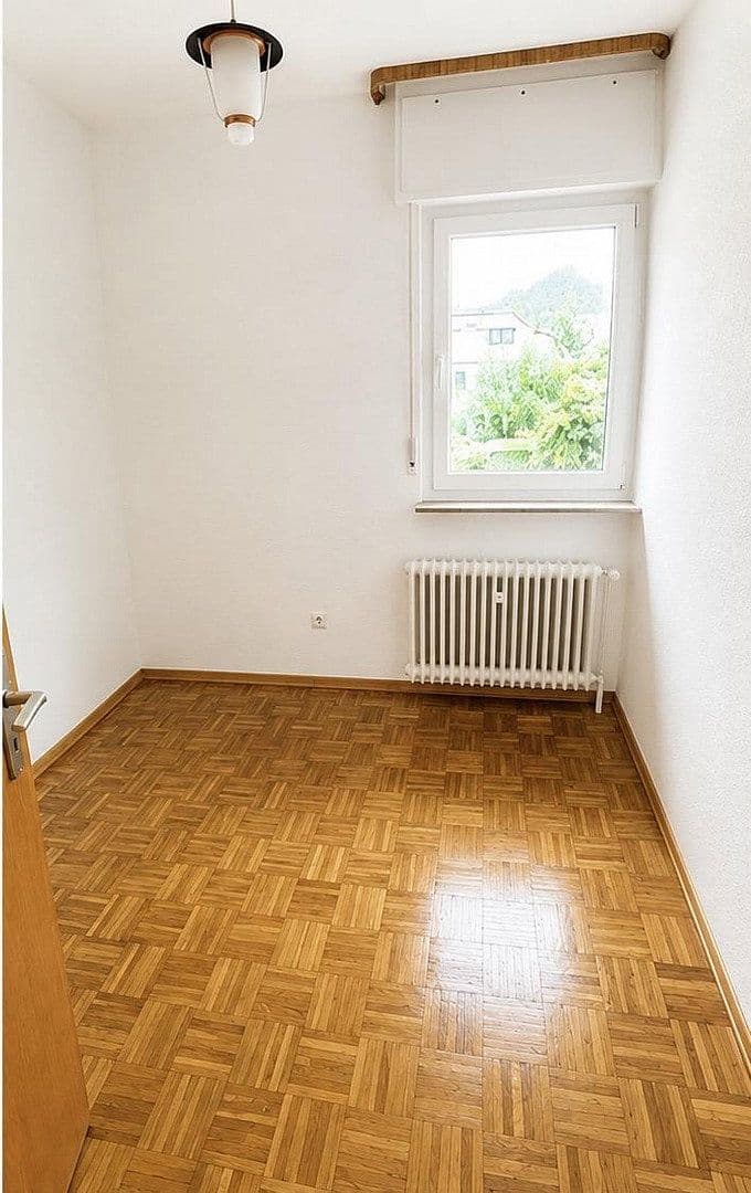 Prenájom bytu 3-izbový 67 m², Obertshausen, Hesensko Prenájom bytu 3-izbový 67 m², Obertshausen, Hesensko