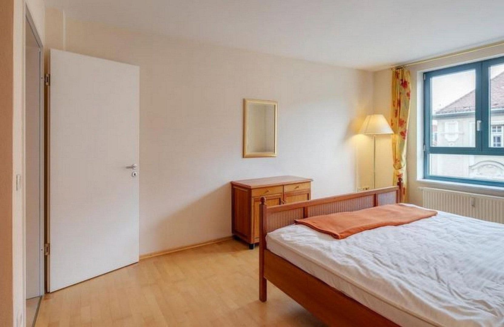 Prenájom bytu 2-izbový 66 m², Dorotheenstraße 41, Berlin, Berlín Prenájom bytu 2-izbový 66 m², Dorotheenstraße 41, Berlin, Berlín