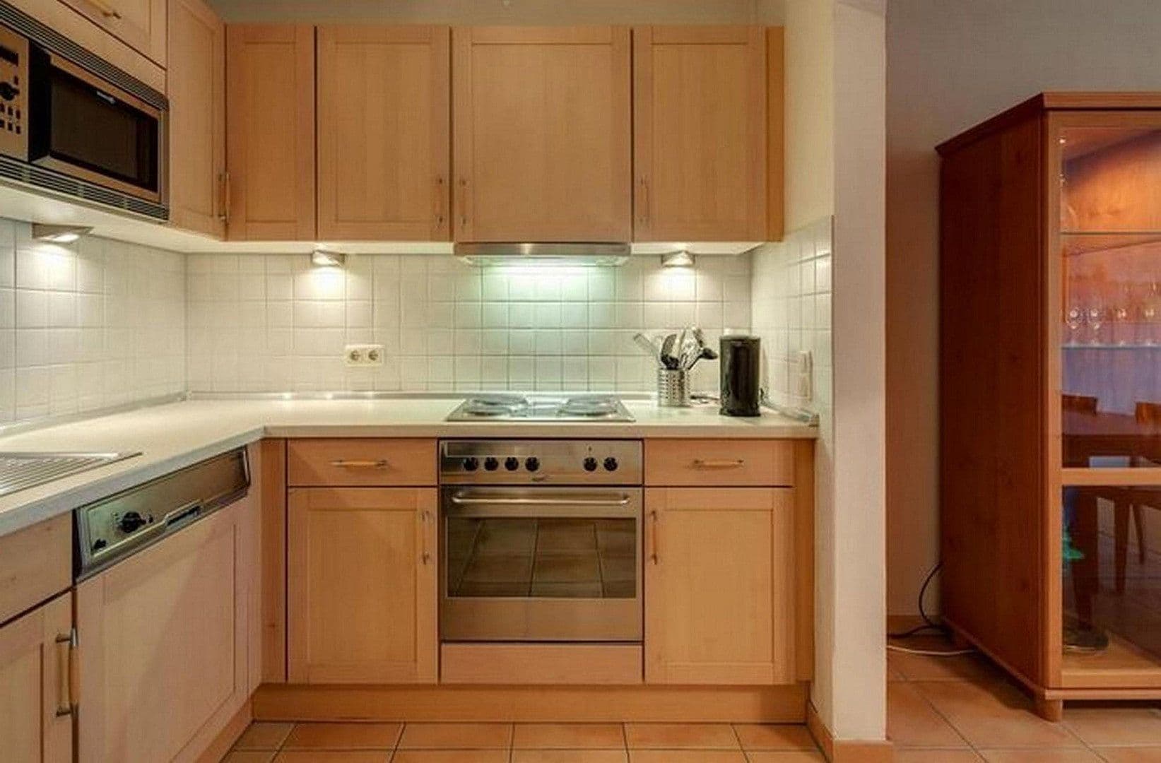 Prenájom bytu 2-izbový 66 m², Dorotheenstraße 41, Berlin, Berlín Prenájom bytu 2-izbový 66 m², Dorotheenstraße 41, Berlin, Berlín