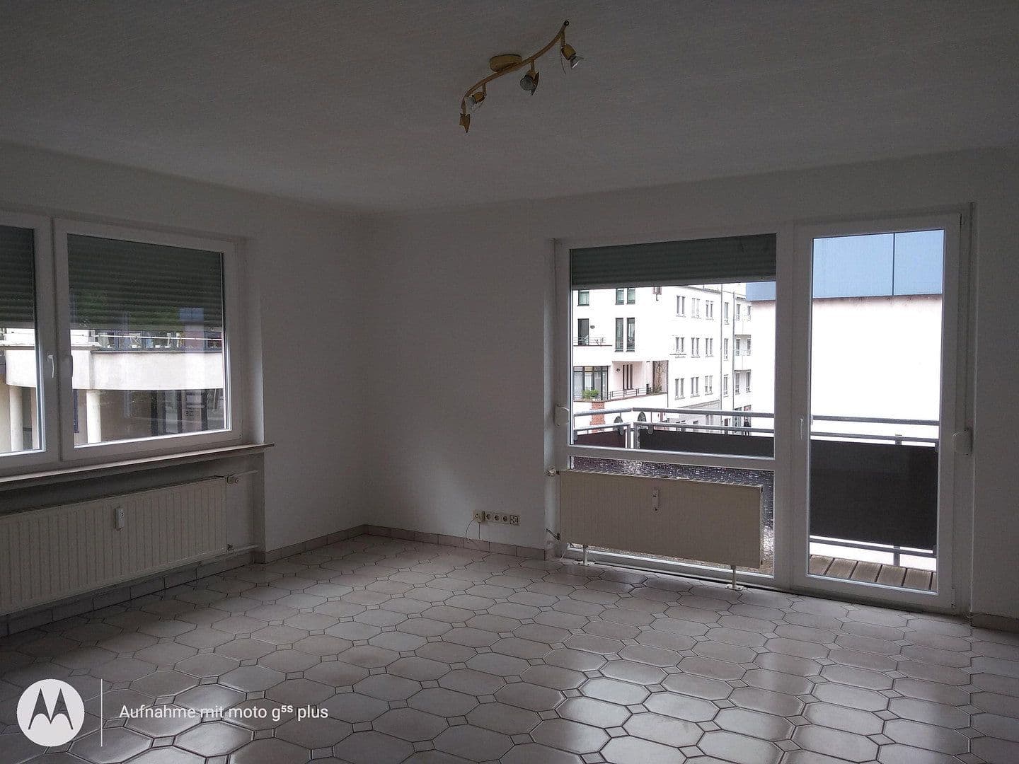 Prenájom bytu 2-izbový 63 m², Saarbrücken, Sársko Prenájom bytu 2-izbový 63 m², Saarbrücken, Sársko