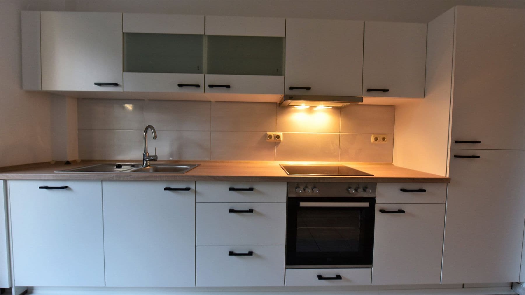 Prenájom bytu 2-izbový 77 m², Wentorf bei Hamburg, Šlezvicko-Holštajnsko Prenájom bytu 2-izbový 77 m², Wentorf bei Hamburg, Šlezvicko-Holštajnsko