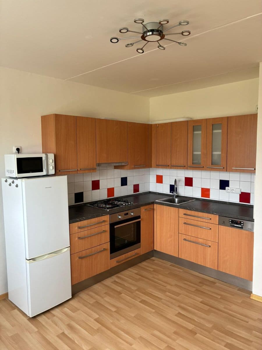 Prenájom bytu 1-izbový 39 m², Gerská, Plzeň, Plzeňský kraj Prenájom bytu 1-izbový 39 m², Gerská, Plzeň, Plzeňský kraj