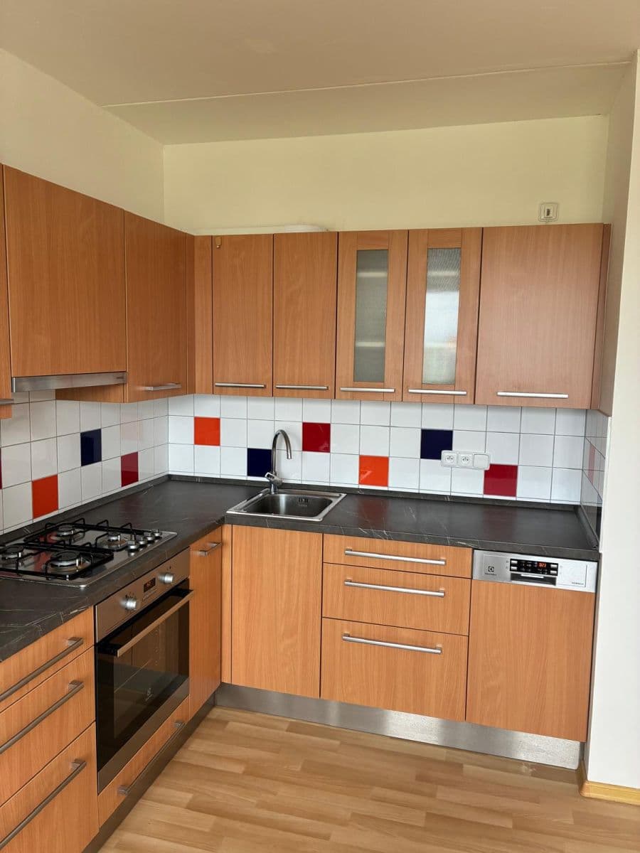 Prenájom bytu 1-izbový 39 m², Gerská, Plzeň, Plzeňský kraj Prenájom bytu 1-izbový 39 m², Gerská, Plzeň, Plzeňský kraj