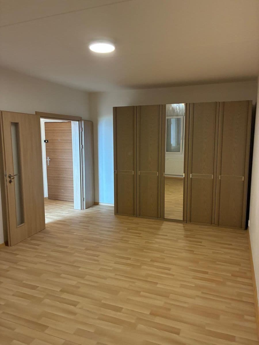 Prenájom bytu 1-izbový 39 m², Gerská, Plzeň, Plzeňský kraj Prenájom bytu 1-izbový 39 m², Gerská, Plzeň, Plzeňský kraj