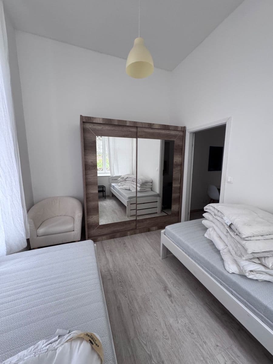 Prenájom bytu 2-izbový 33 m², Vrchlického, Teplice, Ústecký kraj Prenájom bytu 2-izbový 33 m², Vrchlického, Teplice, Ústecký kraj