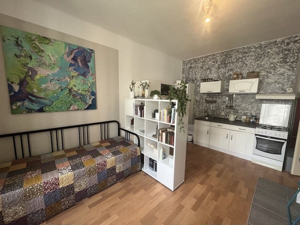 Prenájom bytu Garsoniéra 27 m², Oblouková, Praha, Praha Prenájom bytu Garsoniéra 27 m², Oblouková, Praha, Praha