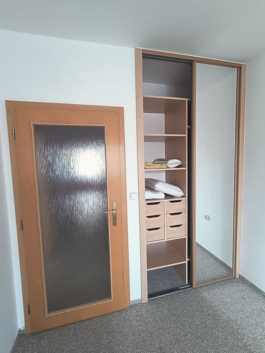 Prenájom bytu 3-izbový 73 m², Radyňská, Plzeň, Plzeňský kraj Prenájom bytu 3-izbový 73 m², Radyňská, Plzeň, Plzeňský kraj