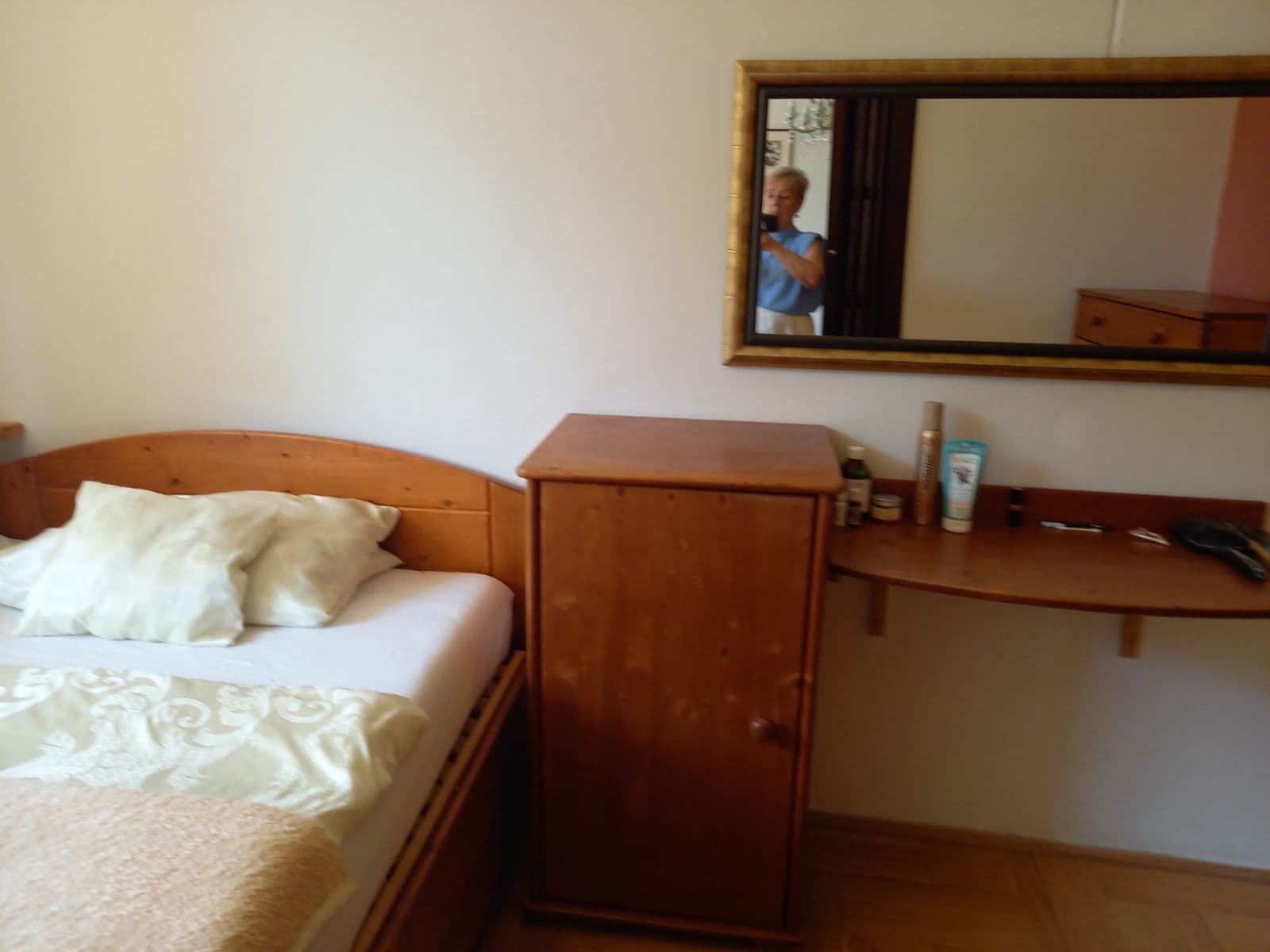 Prenájom bytu 2-izbový 35 m², Murgašova, Praha, Praha Prenájom bytu 2-izbový 35 m², Murgašova, Praha, Praha