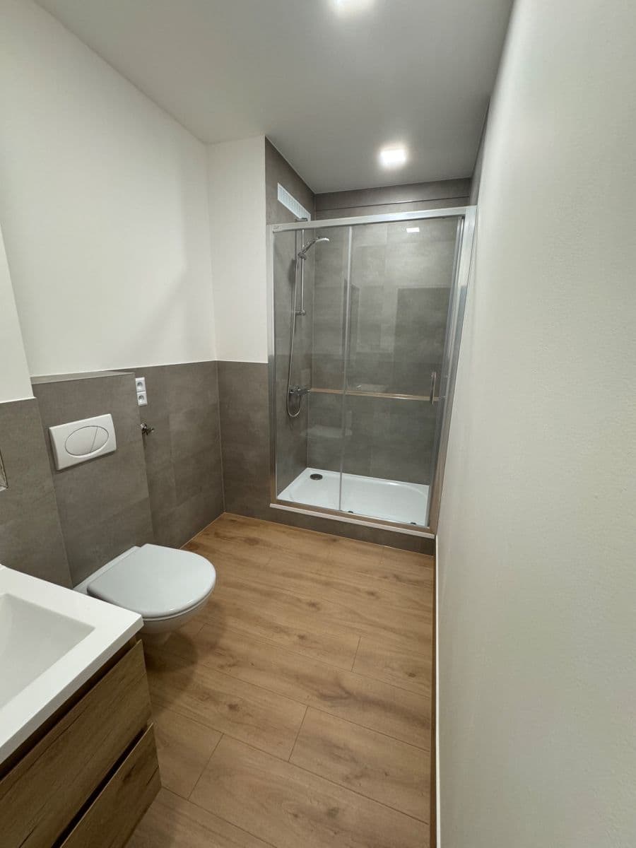 Predaj bytu 3-izbový 66 m², Pod Hůrkou, Klatovy, Plzeňský kraj Predaj bytu 3-izbový 66 m², Pod Hůrkou, Klatovy, Plzeňský kraj
