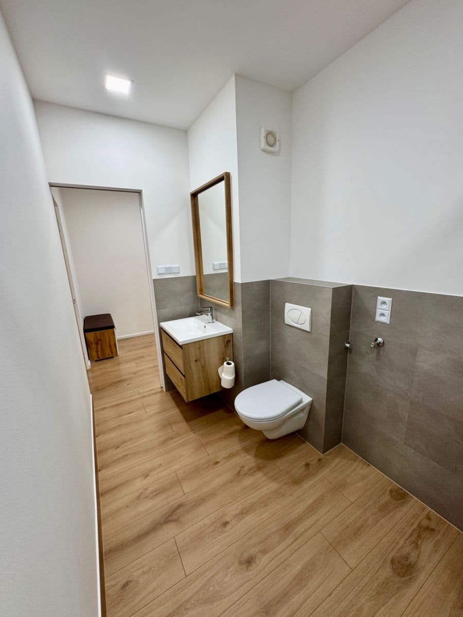 Predaj bytu 3-izbový 66 m², Pod Hůrkou, Klatovy, Plzeňský kraj Predaj bytu 3-izbový 66 m², Pod Hůrkou, Klatovy, Plzeňský kraj