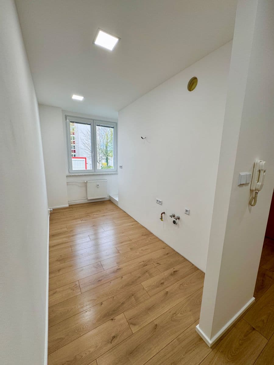 Predaj bytu 3-izbový 66 m², Pod Hůrkou, Klatovy, Plzeňský kraj Predaj bytu 3-izbový 66 m², Pod Hůrkou, Klatovy, Plzeňský kraj