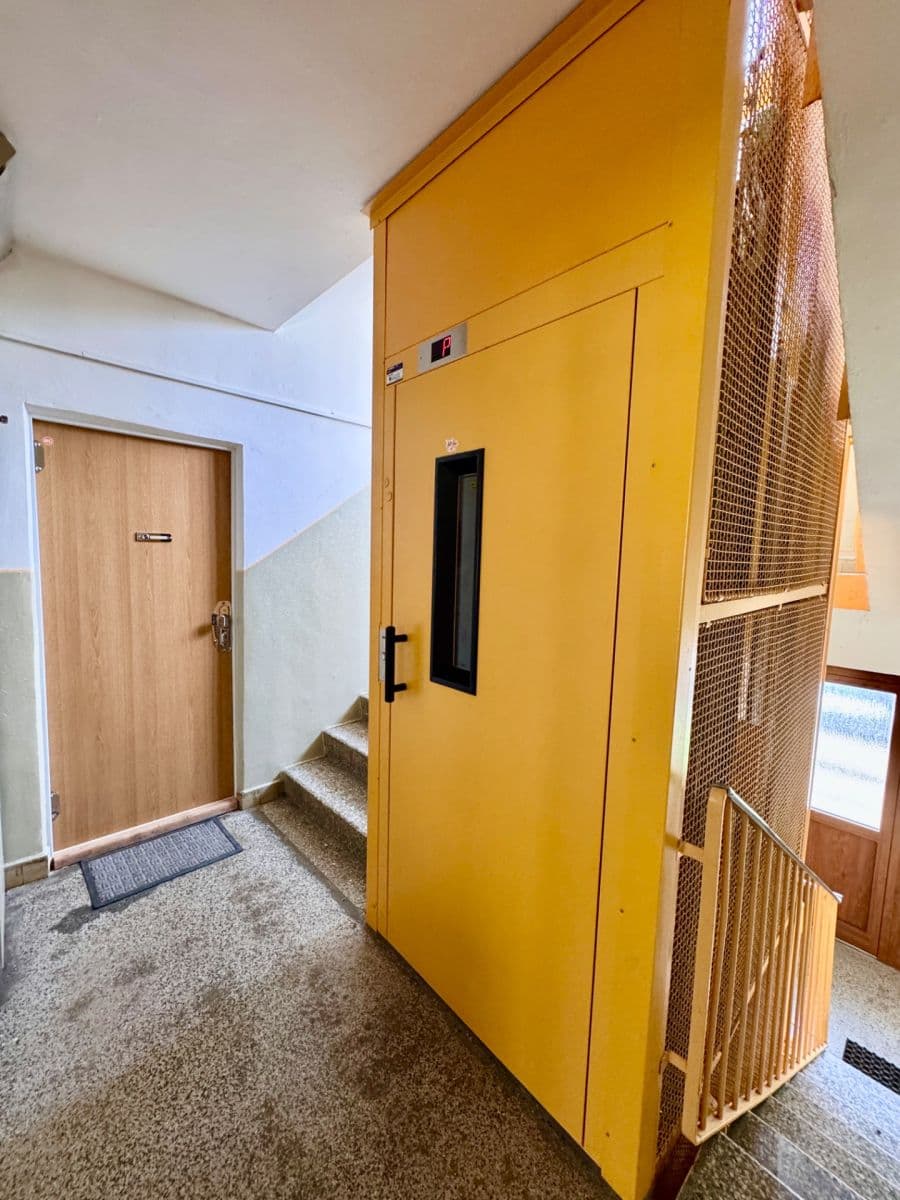 Predaj bytu 3-izbový 66 m², Pod Hůrkou, Klatovy, Plzeňský kraj Predaj bytu 3-izbový 66 m², Pod Hůrkou, Klatovy, Plzeňský kraj