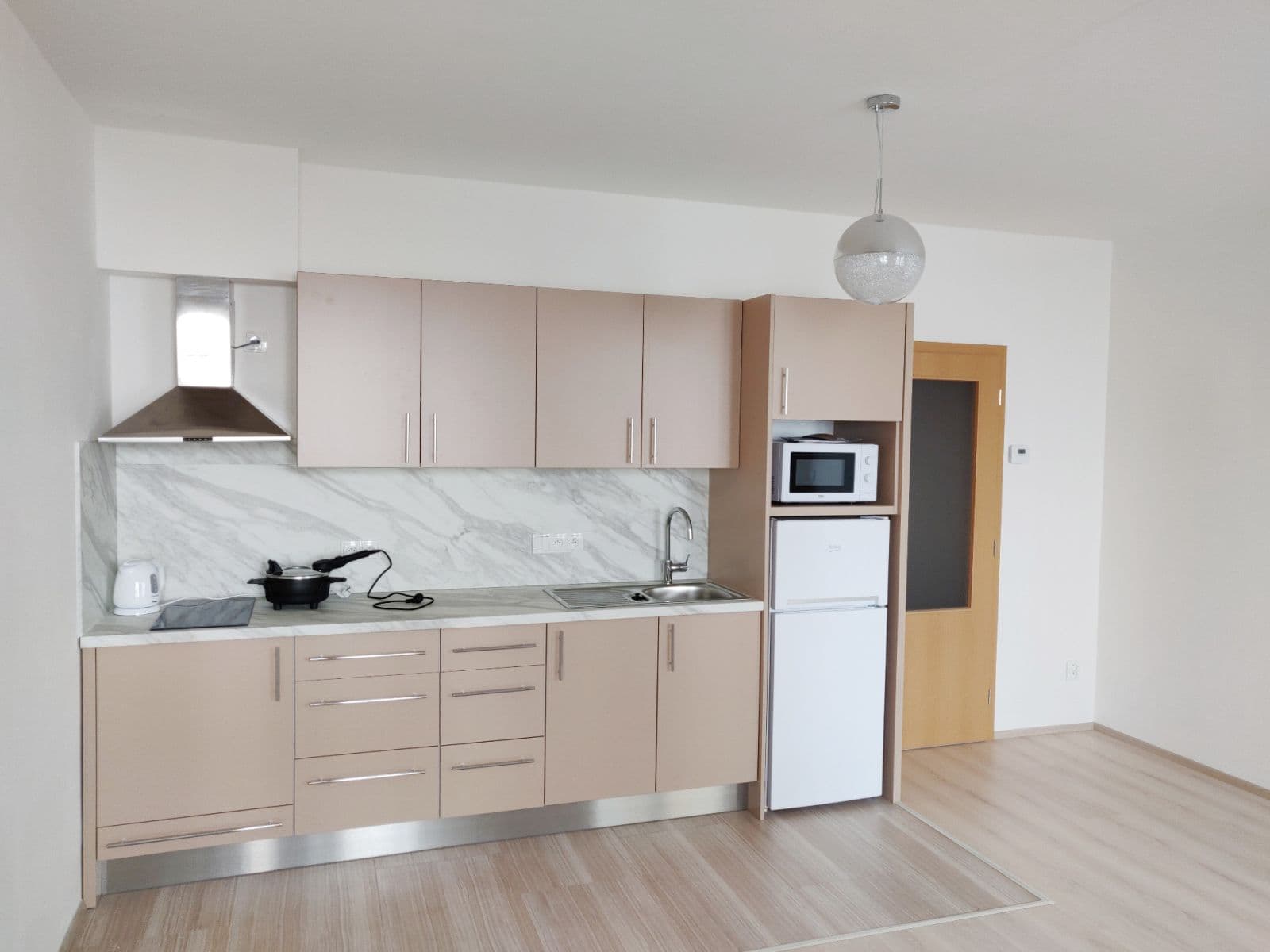 Prenájom bytu 1-izbový 32 m², Zahrádky, Uherské Hradiště, Zlínský kraj Prenájom bytu 1-izbový 32 m², Zahrádky, Uherské Hradiště, Zlínský kraj