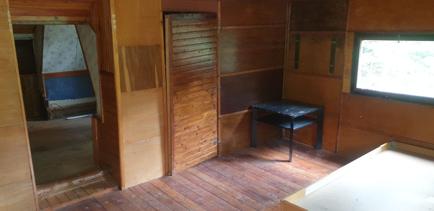 Predaj rekreačného objektu 70 m², pozemek 446 m², Čisovice, Středočeský kraj Predaj rekreačného objektu 70 m², pozemek 446 m², Čisovice, Středočeský kraj