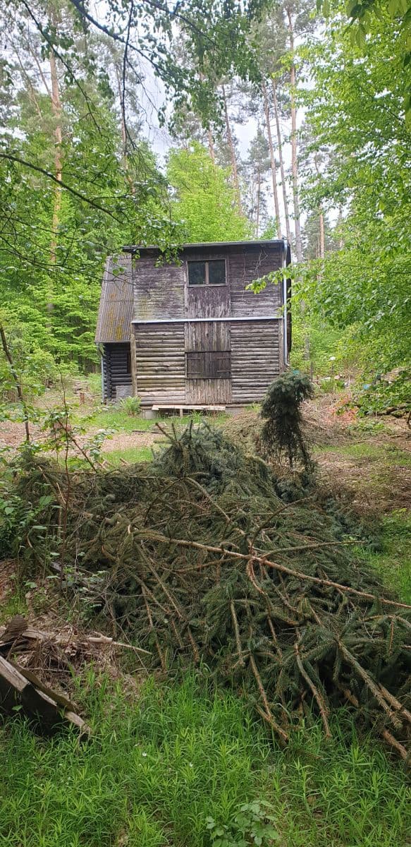 Predaj rekreačného objektu 70 m², pozemek 446 m², Čisovice, Středočeský kraj Predaj rekreačného objektu 70 m², pozemek 446 m², Čisovice, Středočeský kraj