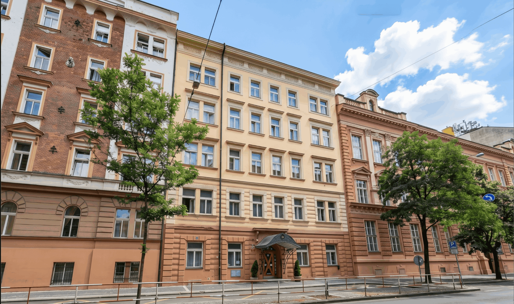 Prenájom bytu 1-izbový 41 m², Sokolská, Praha, Praha Prenájom bytu 1-izbový 41 m², Sokolská, Praha, Praha