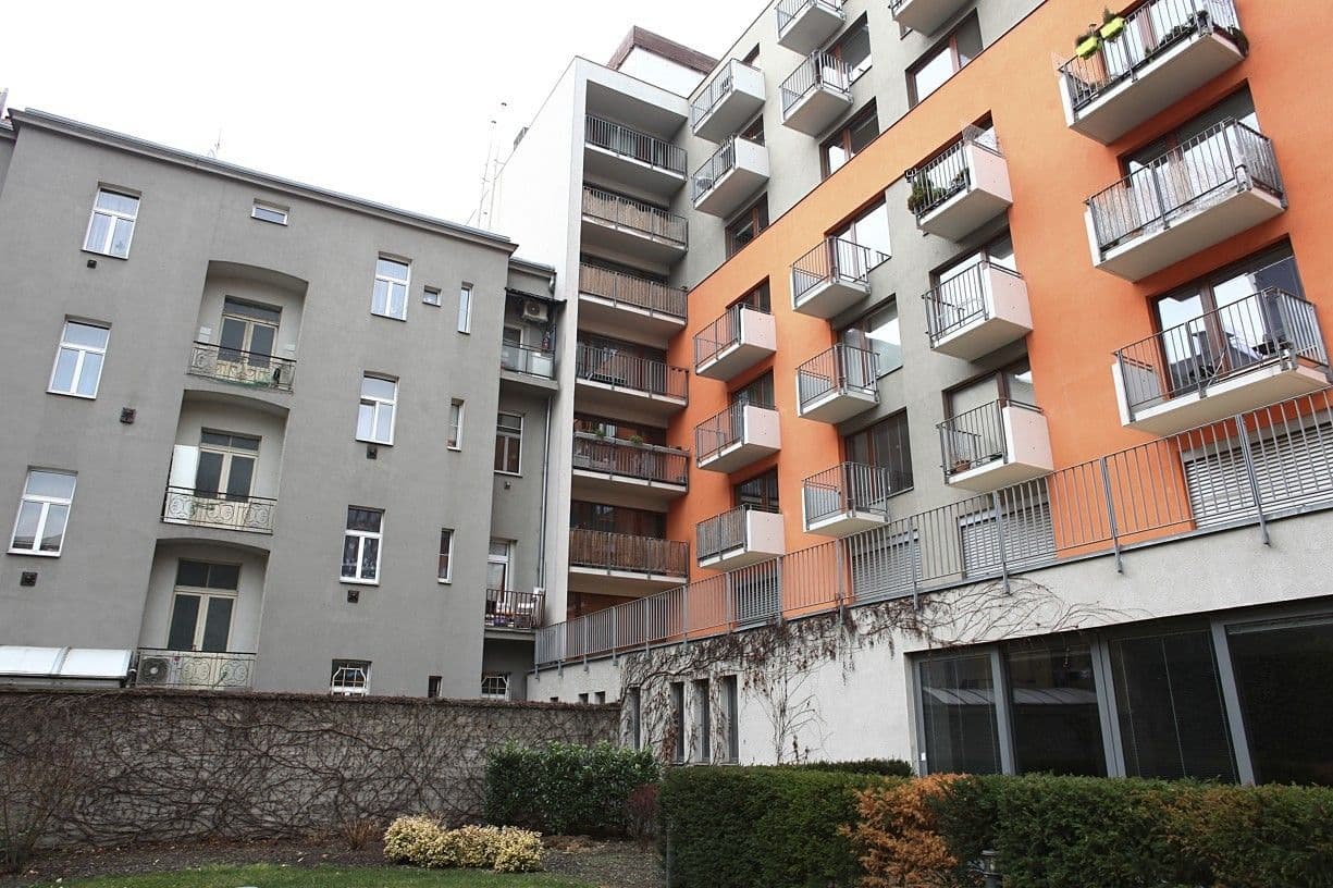 Prenájom bytu 2-izbový 62 m², V Háji, Praha, Praha Prenájom bytu 2-izbový 62 m², V Háji, Praha, Praha