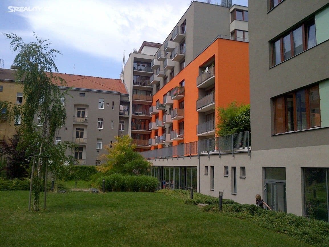 Prenájom bytu 2-izbový 62 m², V Háji, Praha, Praha Prenájom bytu 2-izbový 62 m², V Háji, Praha, Praha