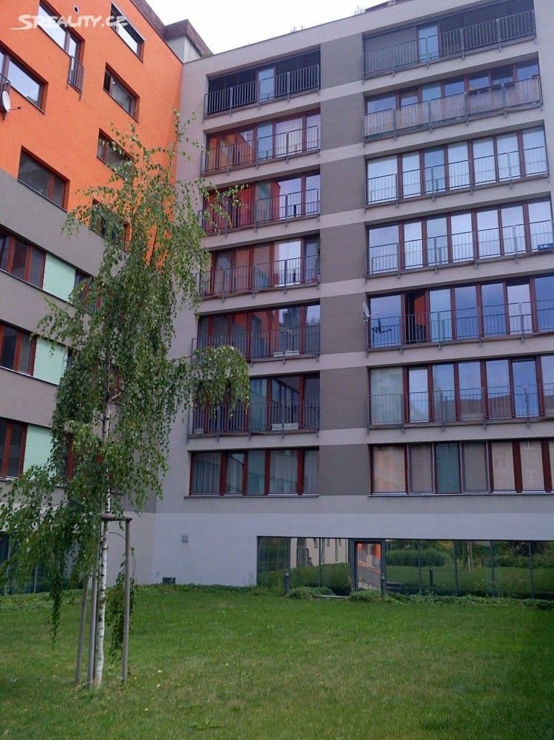 Prenájom bytu 2-izbový 62 m², V Háji, Praha, Praha Prenájom bytu 2-izbový 62 m², V Háji, Praha, Praha
