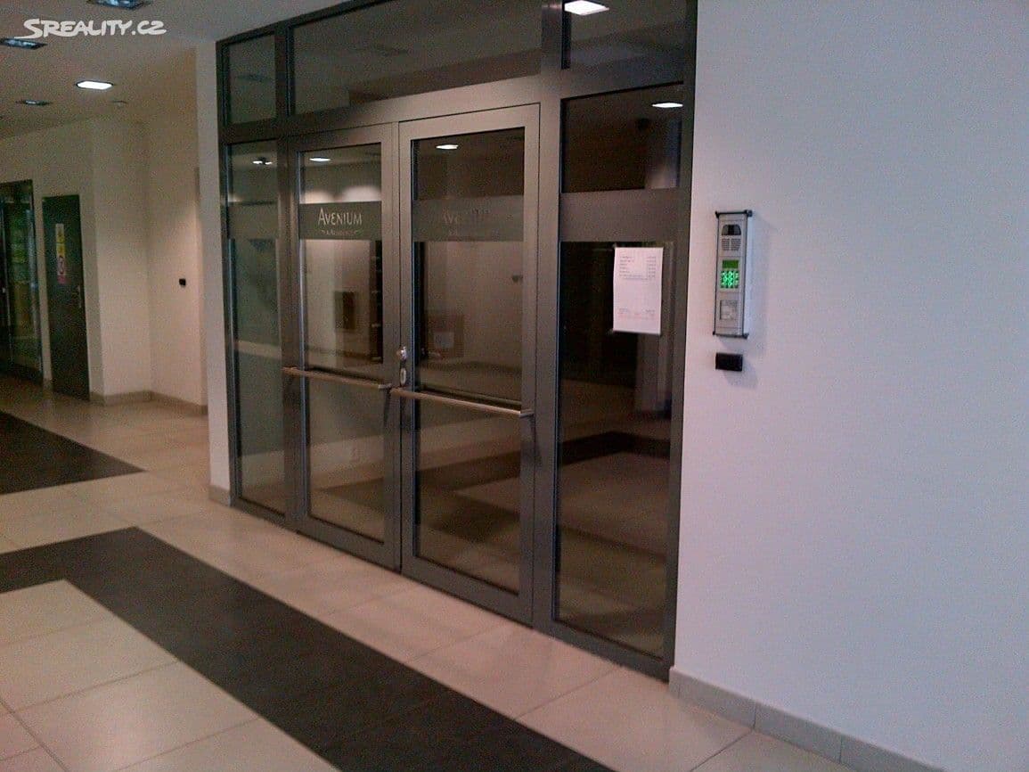 Prenájom bytu 2-izbový 62 m², V Háji, Praha, Praha Prenájom bytu 2-izbový 62 m², V Háji, Praha, Praha