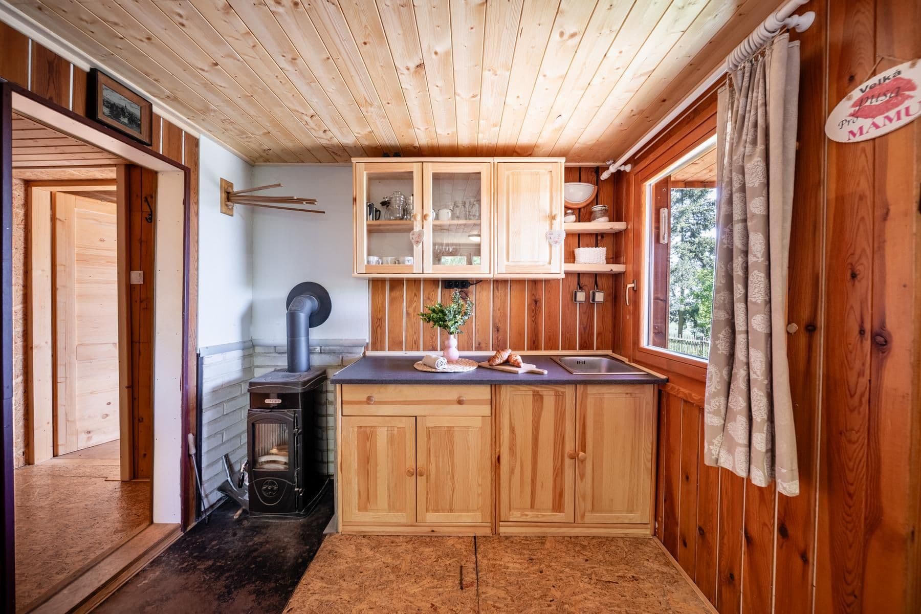 Predaj rekreačného objektu 50 m², pozemek 2.198 m², Strunkovice nad Blanicí, Jihočeský kraj Predaj rekreačného objektu 50 m², pozemek 2.198 m², Strunkovice nad Blanicí, Jihočeský kraj