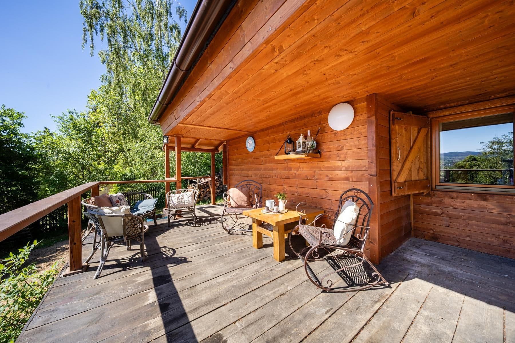 Predaj rekreačného objektu 50 m², pozemek 2.198 m², Strunkovice nad Blanicí, Jihočeský kraj Predaj rekreačného objektu 50 m², pozemek 2.198 m², Strunkovice nad Blanicí, Jihočeský kraj