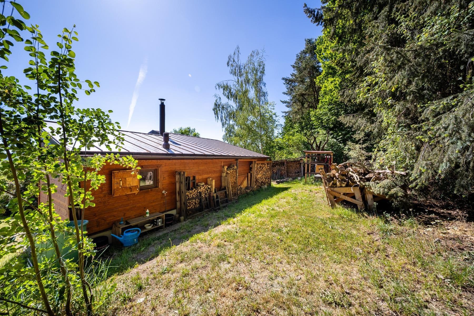 Predaj rekreačného objektu 50 m², pozemek 2.198 m², Strunkovice nad Blanicí, Jihočeský kraj Predaj rekreačného objektu 50 m², pozemek 2.198 m², Strunkovice nad Blanicí, Jihočeský kraj