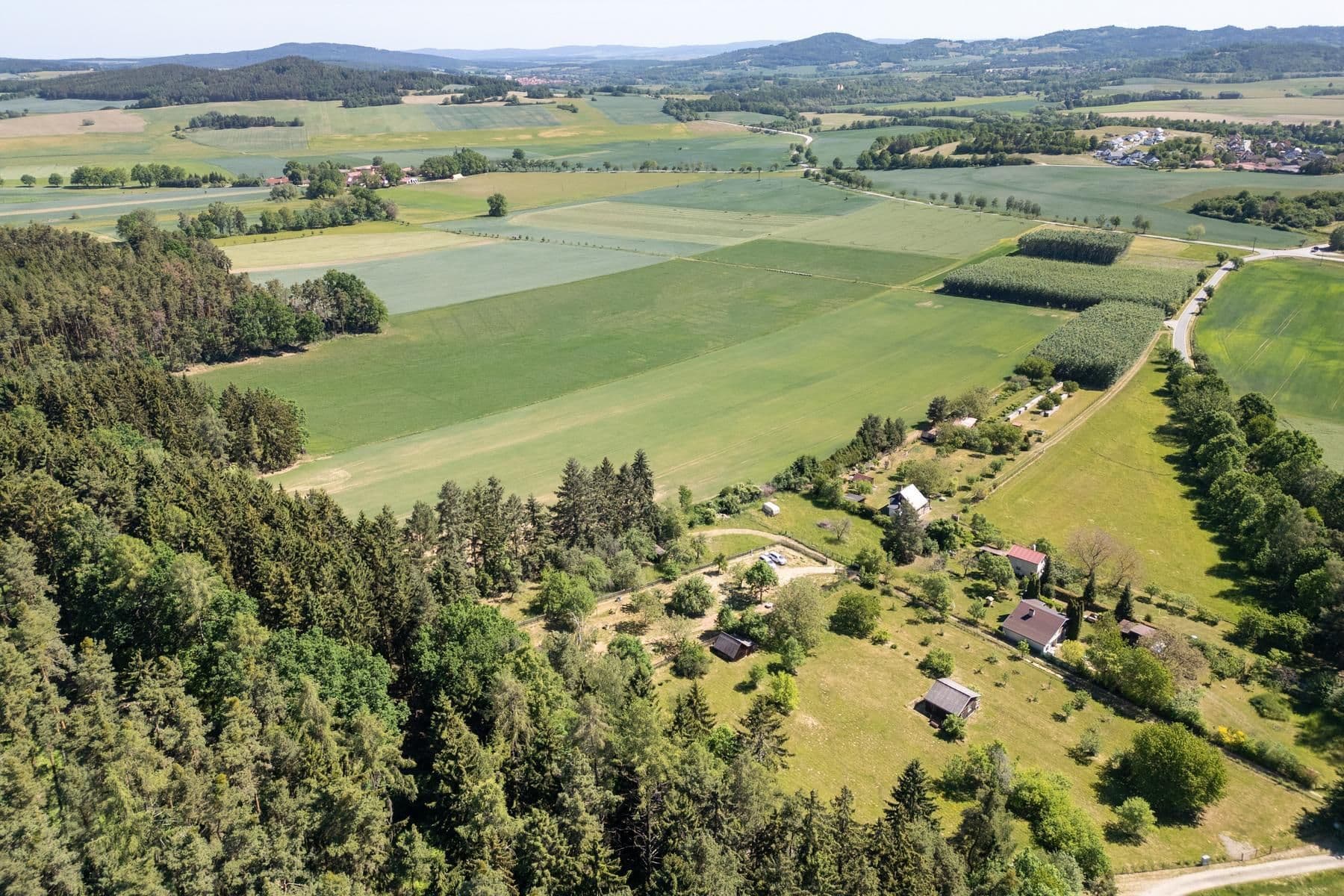 Predaj rekreačného objektu 50 m², pozemek 2.198 m², Strunkovice nad Blanicí, Jihočeský kraj Predaj rekreačného objektu 50 m², pozemek 2.198 m², Strunkovice nad Blanicí, Jihočeský kraj